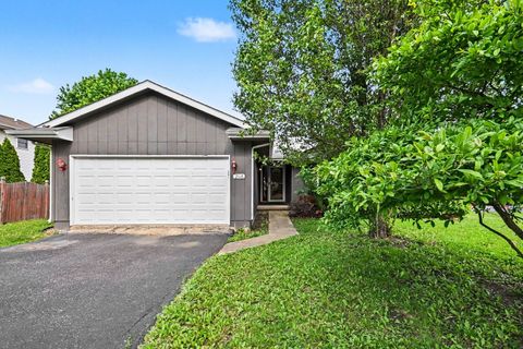 Photo of 2116 Mystic Drive, Plainfield, IL 60586 (MLS # 12656070)