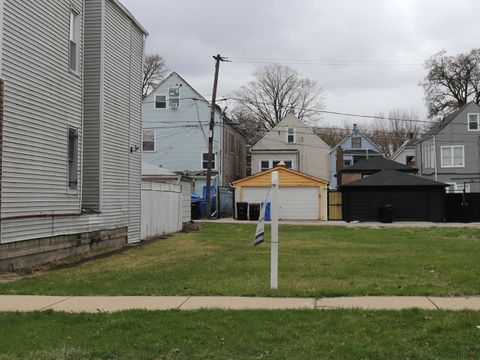 5244 S Honore Street Chicago IL 60609