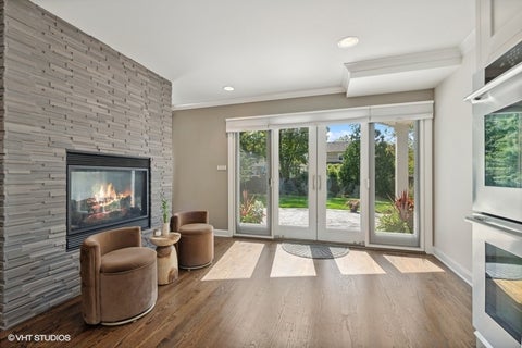 Tiny photo for 129 Sturtz Street, Barrington, IL 60010 (MLS # 12777358)