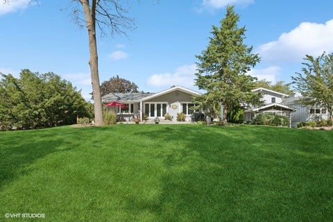 Tiny photo for 129 Sturtz Street, Barrington, IL 60010 (MLS # 12777358)