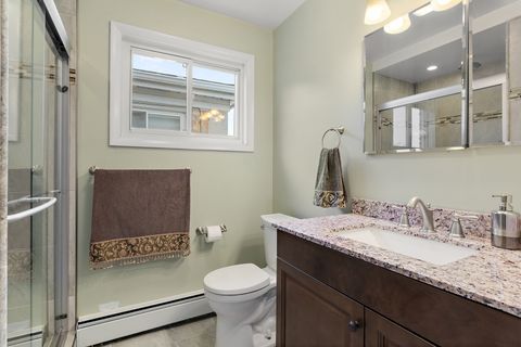 Tiny photo for 4211 W Devon Avenue, Chicago, IL 60646 (MLS # 12559659)