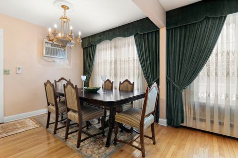 Tiny photo for 4211 W Devon Avenue, Chicago, IL 60646 (MLS # 12559659)