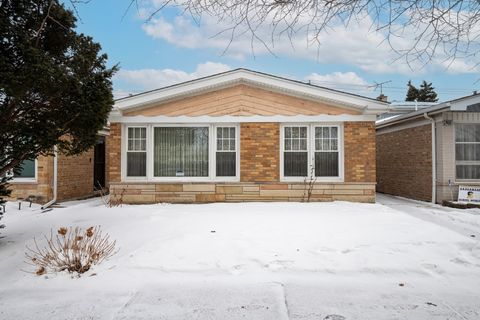 Tiny photo for 4211 W Devon Avenue, Chicago, IL 60646 (MLS # 12559659)
