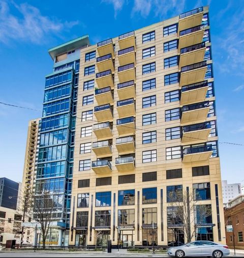 Photo of 101 W Superior Street #601, Chicago, IL 60654 (MLS # 12437883)