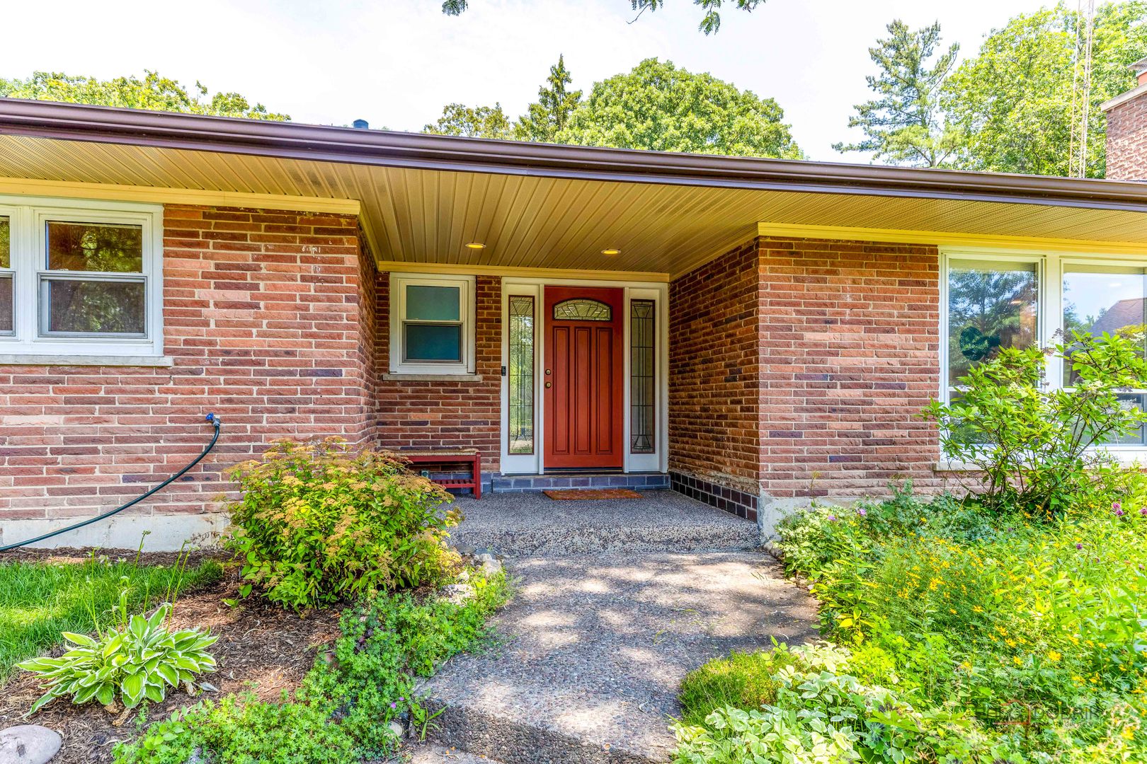 16 Yorkshire Drive