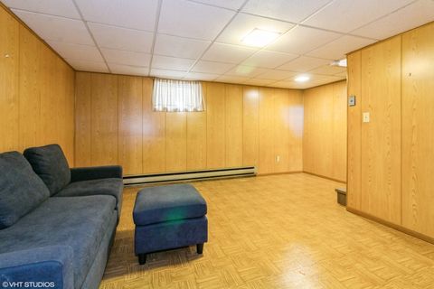 Tiny photo for 613 E 3rd Street #4, Lockport, IL 60441 (MLS # 12389289)