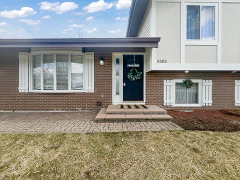 Tiny photo for 5505 W Shore Drive, McHenry, IL 60050 (MLS # 12604084)