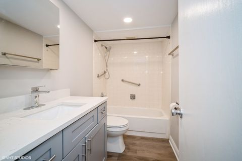 Tiny photo for 350 Plum Creek Drive #206, Wheeling, IL 60090 (MLS # 12433522)