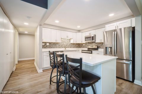 Tiny photo for 350 Plum Creek Drive #206, Wheeling, IL 60090 (MLS # 12433522)