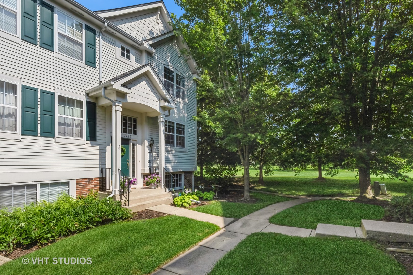 View Wadsworth, IL 60083 townhome