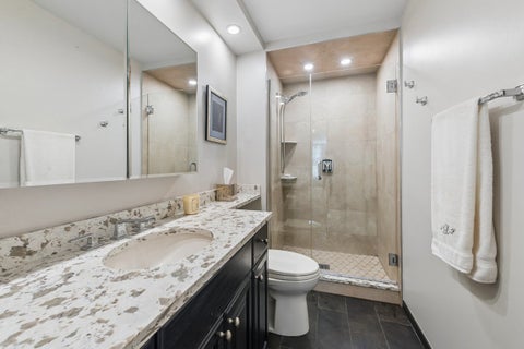 Tiny photo for 200 E Delaware Place #4F, Chicago, IL 60611 (MLS # 12736384)