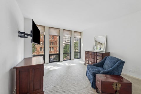 Tiny photo for 200 E Delaware Place #4F, Chicago, IL 60611 (MLS # 12736384)