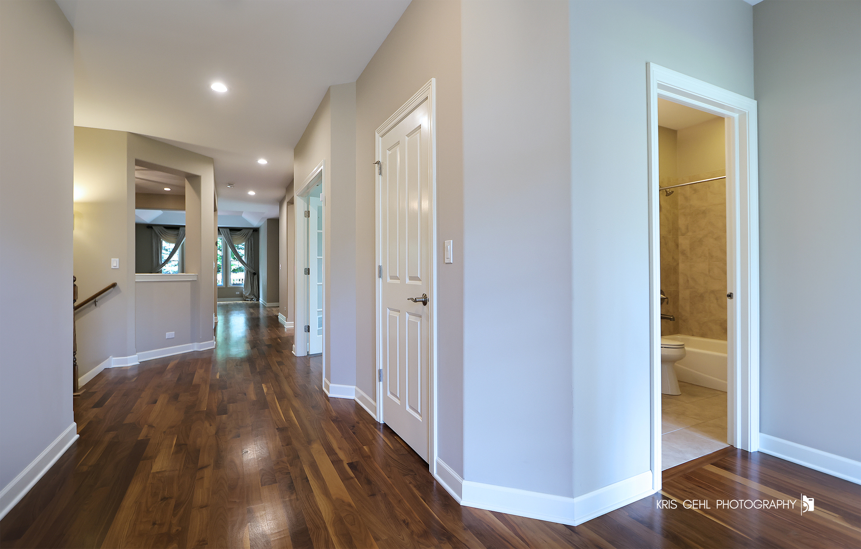 835 Woodglen Lane