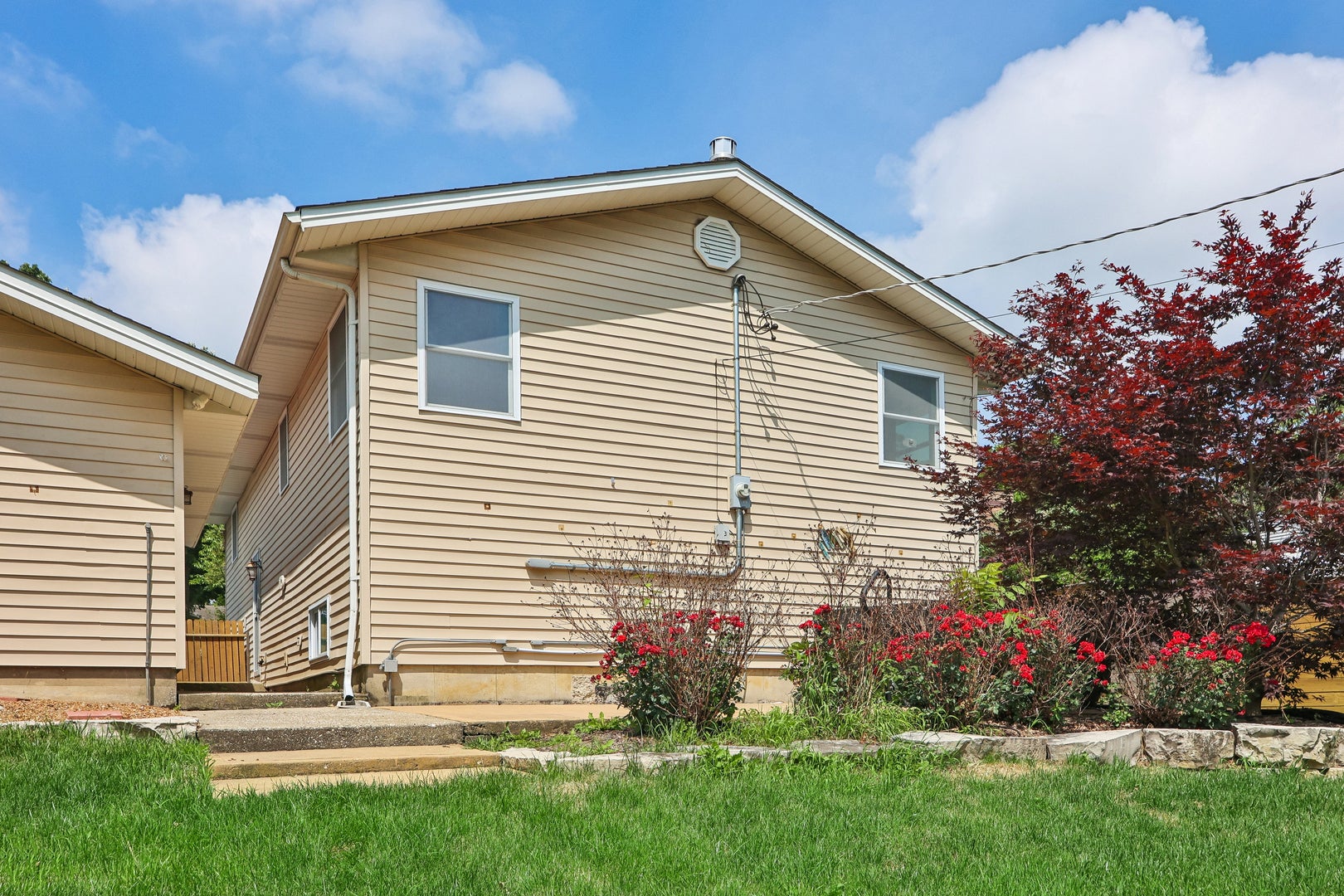 327 Oakwood Drive