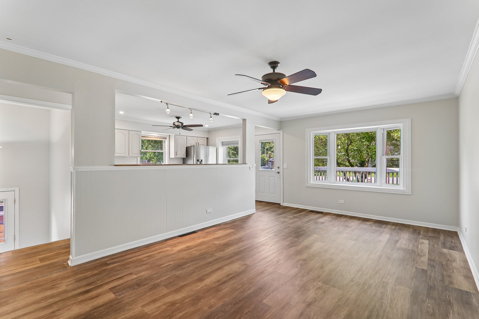 327 Oakwood Drive