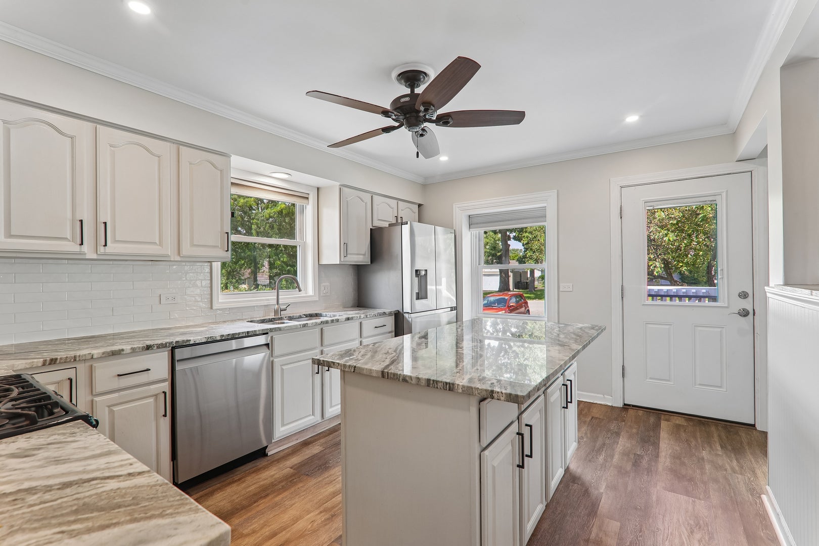 327 Oakwood Drive