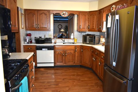 Tiny photo for 768 E 2nd Street, El Paso, IL 61738 (MLS # 12474581)