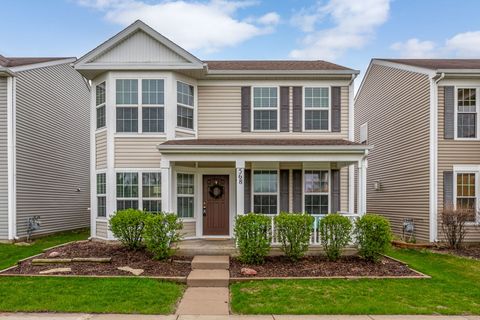 Photo of 568 Four Seasons Boulevard, Aurora, IL 60504 (MLS # 12609364)