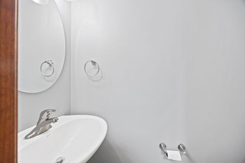 Tiny photo for 568 Four Seasons Boulevard, Aurora, IL 60504 (MLS # 12609364)