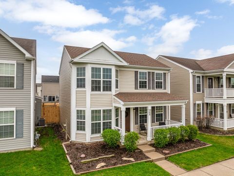 Tiny photo for 568 Four Seasons Boulevard, Aurora, IL 60504 (MLS # 12609364)