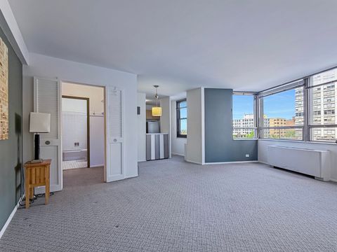 Tiny photo for 5701 N Sheridan Road #6D, Chicago, IL 60660 (MLS # 12656036)