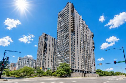 Photo of 5701 N Sheridan Road #6D, Chicago, IL 60660 (MLS # 12656036)
