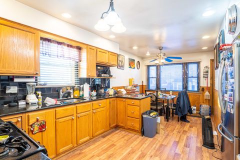 Tiny photo for 5758 W 64th Place, Chicago, IL 60638 (MLS # 12552472)