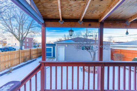 Tiny photo for 5758 W 64th Place, Chicago, IL 60638 (MLS # 12552472)