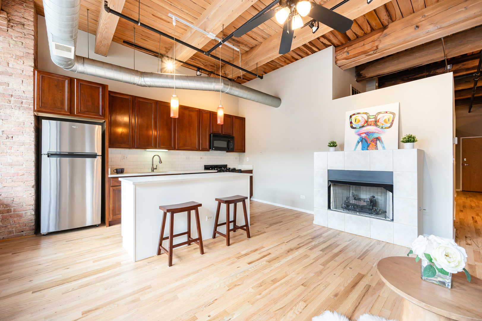 625 W Jackson Boulevard 406