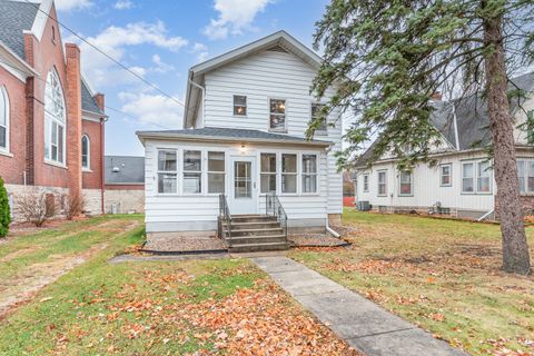 315 S Gage Street Somonauk IL 60552