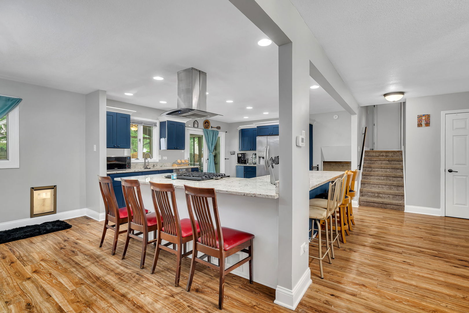 1810 Jana Lane