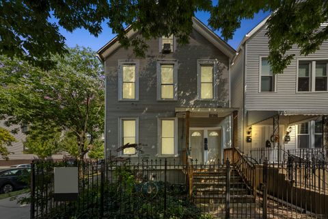 1657 N Artesian Avenue Chicago IL 60647