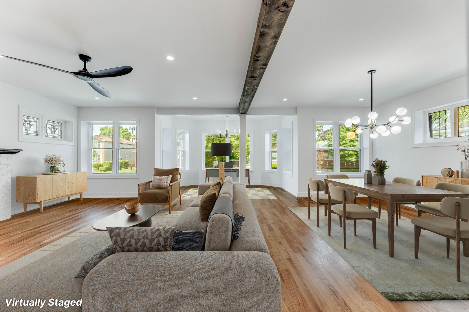 7427 S Oglesby Avenue