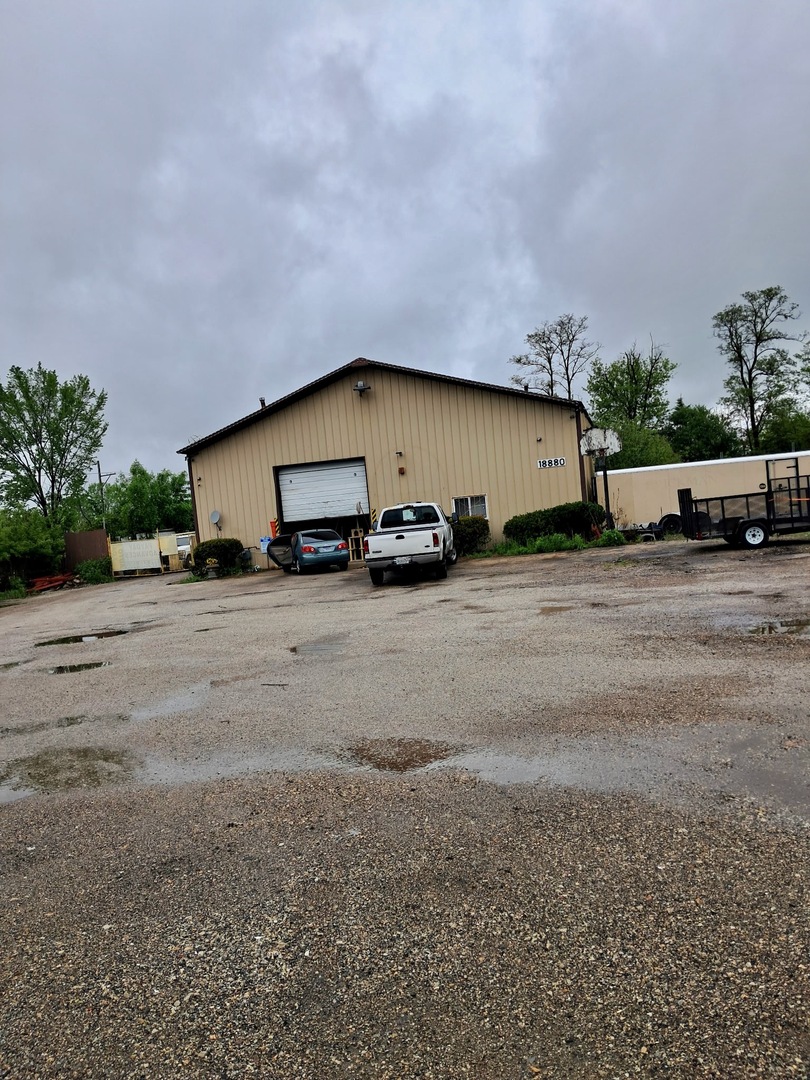 18880 Gages Lake Road