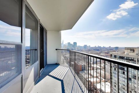 Tiny photo for 1560 N Sandburg Terrace #2411J, Chicago, IL 60610 (MLS # 12632926)