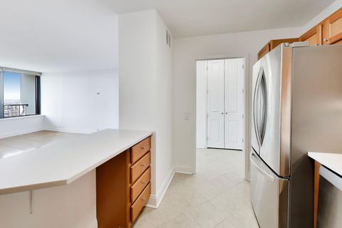 Tiny photo for 1560 N Sandburg Terrace #2411J, Chicago, IL 60610 (MLS # 12632926)