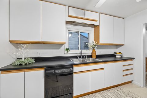 Tiny photo for 203 S TAZEWELL Street, Mackinaw, IL 61755 (MLS # 12545313)