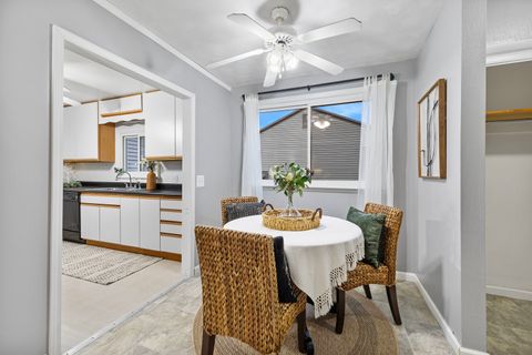 Tiny photo for 203 S TAZEWELL Street, Mackinaw, IL 61755 (MLS # 12545313)