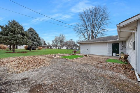 Tiny photo for 203 S TAZEWELL Street, Mackinaw, IL 61755 (MLS # 12545313)