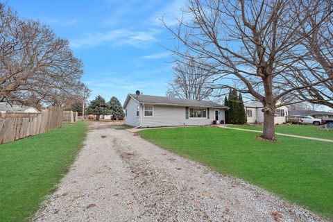 Tiny photo for 203 S TAZEWELL Street, Mackinaw, IL 61755 (MLS # 12545313)