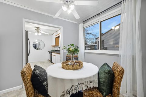 Tiny photo for 203 S TAZEWELL Street, Mackinaw, IL 61755 (MLS # 12545313)