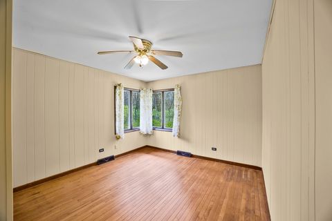 Tiny photo for 5514 N 13000 E Road, Momence, IL 60954 (MLS # 12598034)