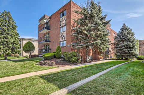 A home in Oak Lawn