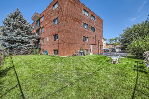 A home in Oak Lawn