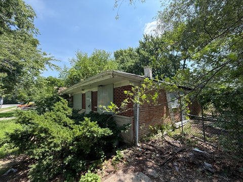 Tiny photo for 1513 Kasten Drive, Dolton, IL 60419 (MLS # 12707175)