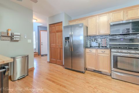 Tiny photo for 3049 Renard Lane, St. Charles, IL 60175 (MLS # 12593563)