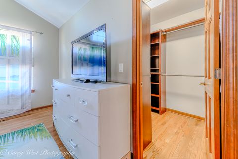 Tiny photo for 3049 Renard Lane, St. Charles, IL 60175 (MLS # 12593563)