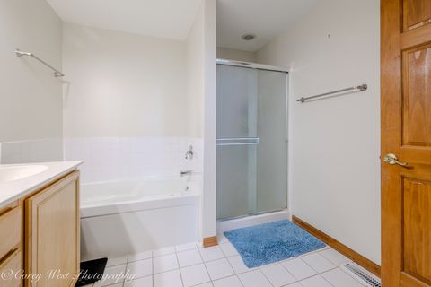 Tiny photo for 3049 Renard Lane, St. Charles, IL 60175 (MLS # 12593563)