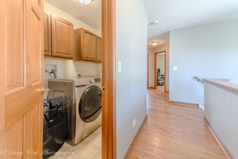 Tiny photo for 3049 Renard Lane, St. Charles, IL 60175 (MLS # 12593563)