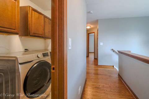 Tiny photo for 3049 Renard Lane, St. Charles, IL 60175 (MLS # 12593563)